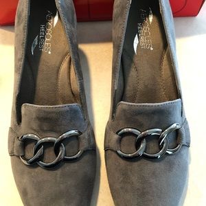 NEW -Aerosoles Roxstar Dark Gray Suede Shoes- NEW